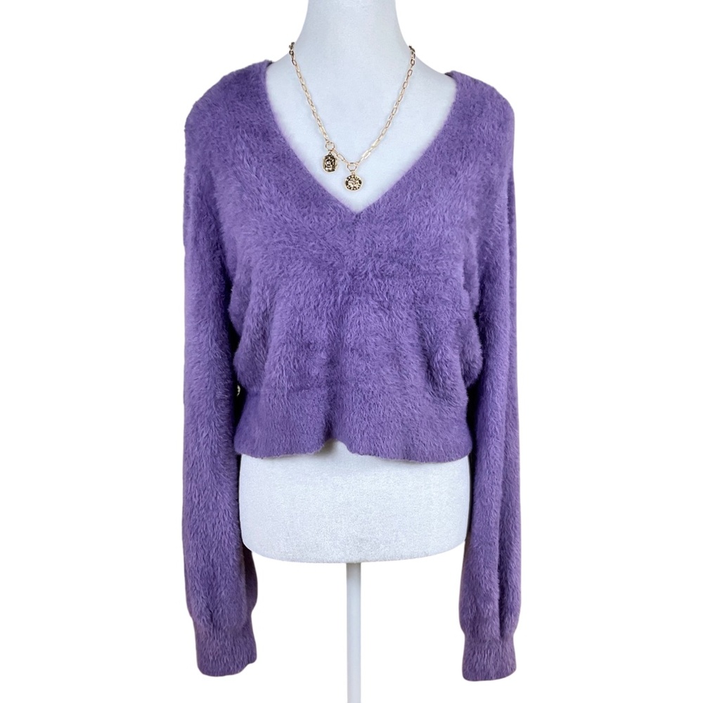 Sunday Best Sweater Cropped Fuzzy Purple Aritzia (L)